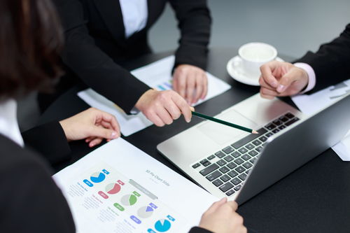 销售进阶技巧 当客户说“我和某某商量一下”，如何解读并有效应对